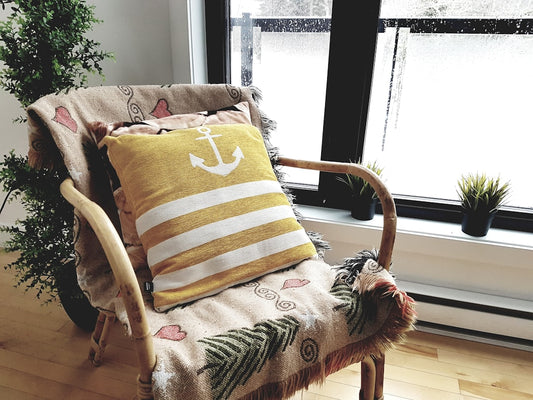 Why a Monogram Blanket Gift Hits Different