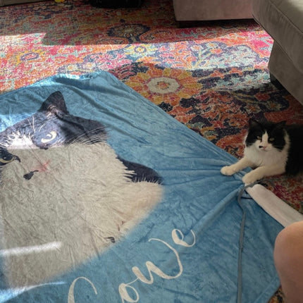 Custom Pet Photo Blanket: Personalized Dog/Cat Name Blanket