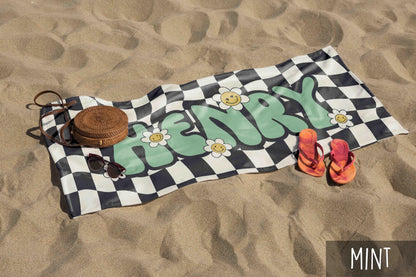 Personalized Daisy Checker Beach Towel Retro Style with Name – Custom Birthday & Anniversary Gift Beach Towel