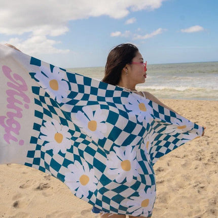 Retro Checkerboard Beach Towel: Personalized Name, 70s Style