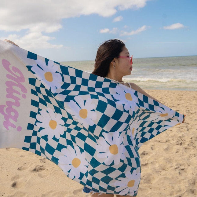 Retro Checkerboard Beach Towel: Personalized Name, 70s Style