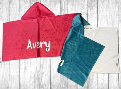 Personalized Kids Hooded Beach Towel: Soft Cotton Lining