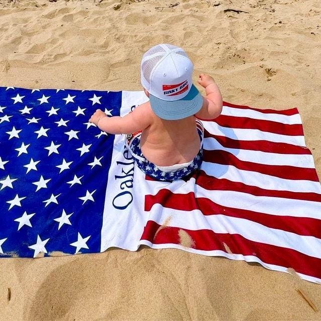 Personalized US Flag Beach Towel: Custom Name, Patriotic Gift