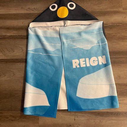 Personalized Kids Penguin Hooded Beach Towel: Soft Cotton Blend