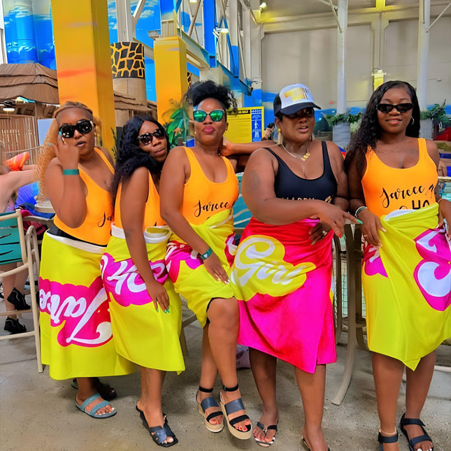 Personalized Retro Beach Towel: Custom Name, Vibrant Colors