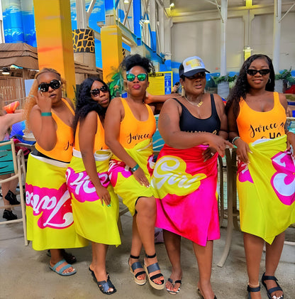 Personalized Retro Beach Towel: Custom Name, Vibrant Colors