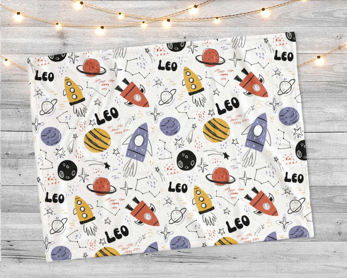 New hand-drawn childish animal pattern with forest animals blanket