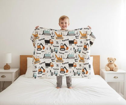 New hand-drawn childish animal pattern with forest animals blanket