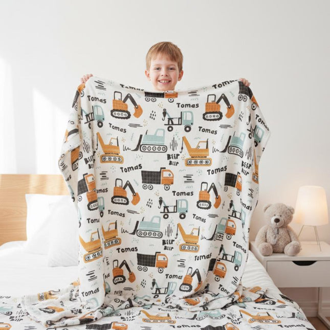 New hand-drawn childish animal pattern with forest animals blanket