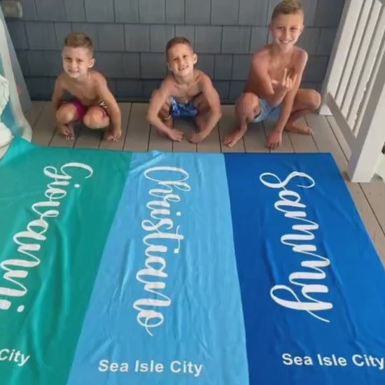 Personalized Script Name Beach Towel: Custom Vacation Gift