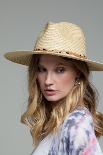 Gorgeous featuring a double trim with animal print and wide brim with inner adjustable band panama hat